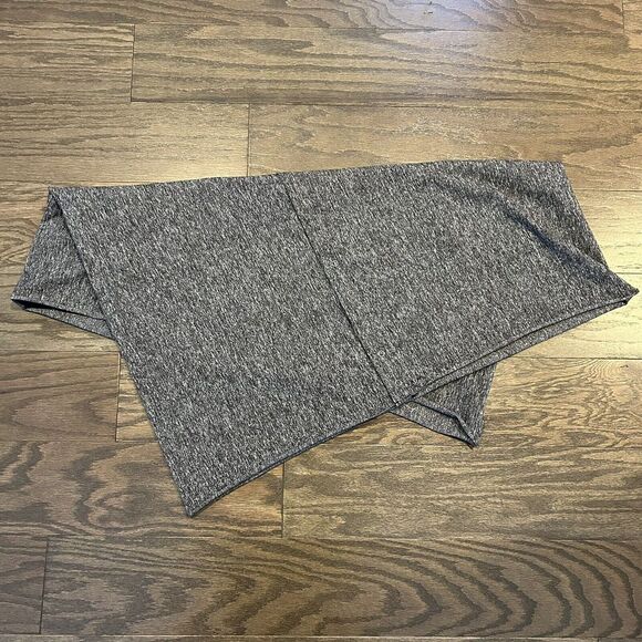 Lululemon Convertible Snap Vinyasa Infinity‎ Scarf Black Gray Heathered - Picture 1 of 6